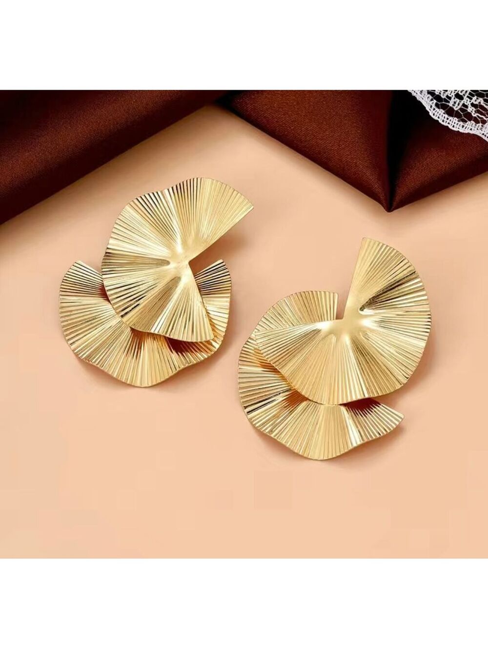 Fan Base-Gold